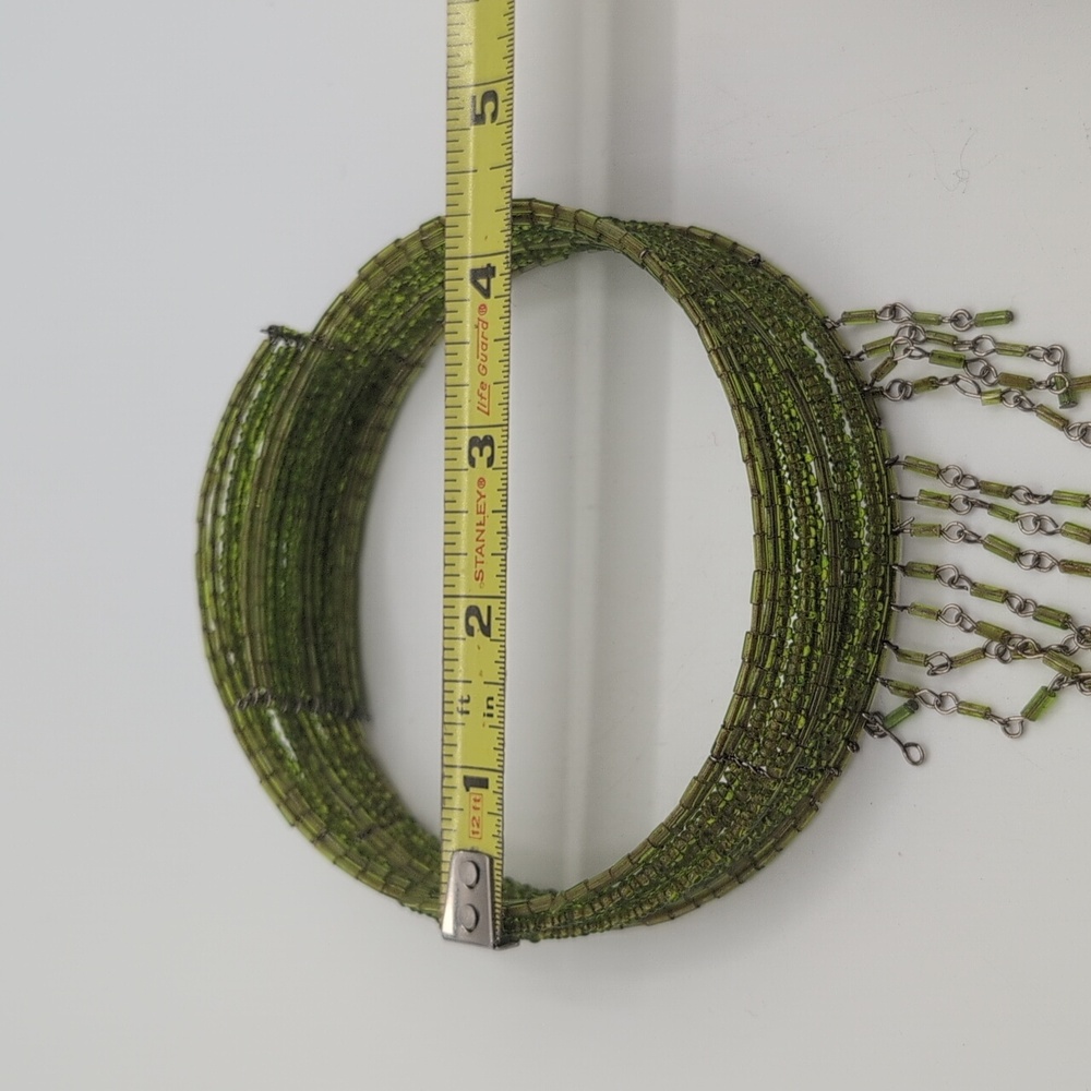 Elegant Green Beaded Choker Necklace - Picture 8 of 9